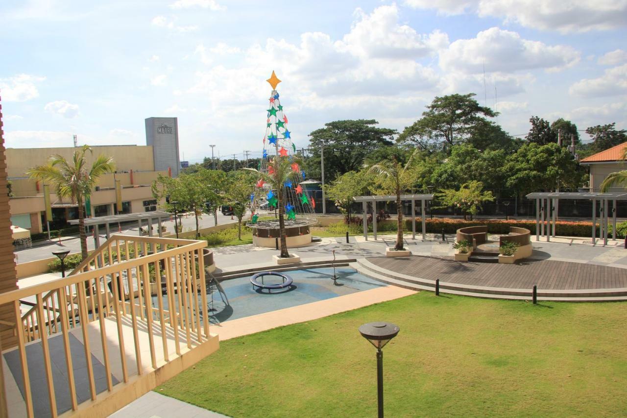 Marquee Residences Angeles Exterior foto